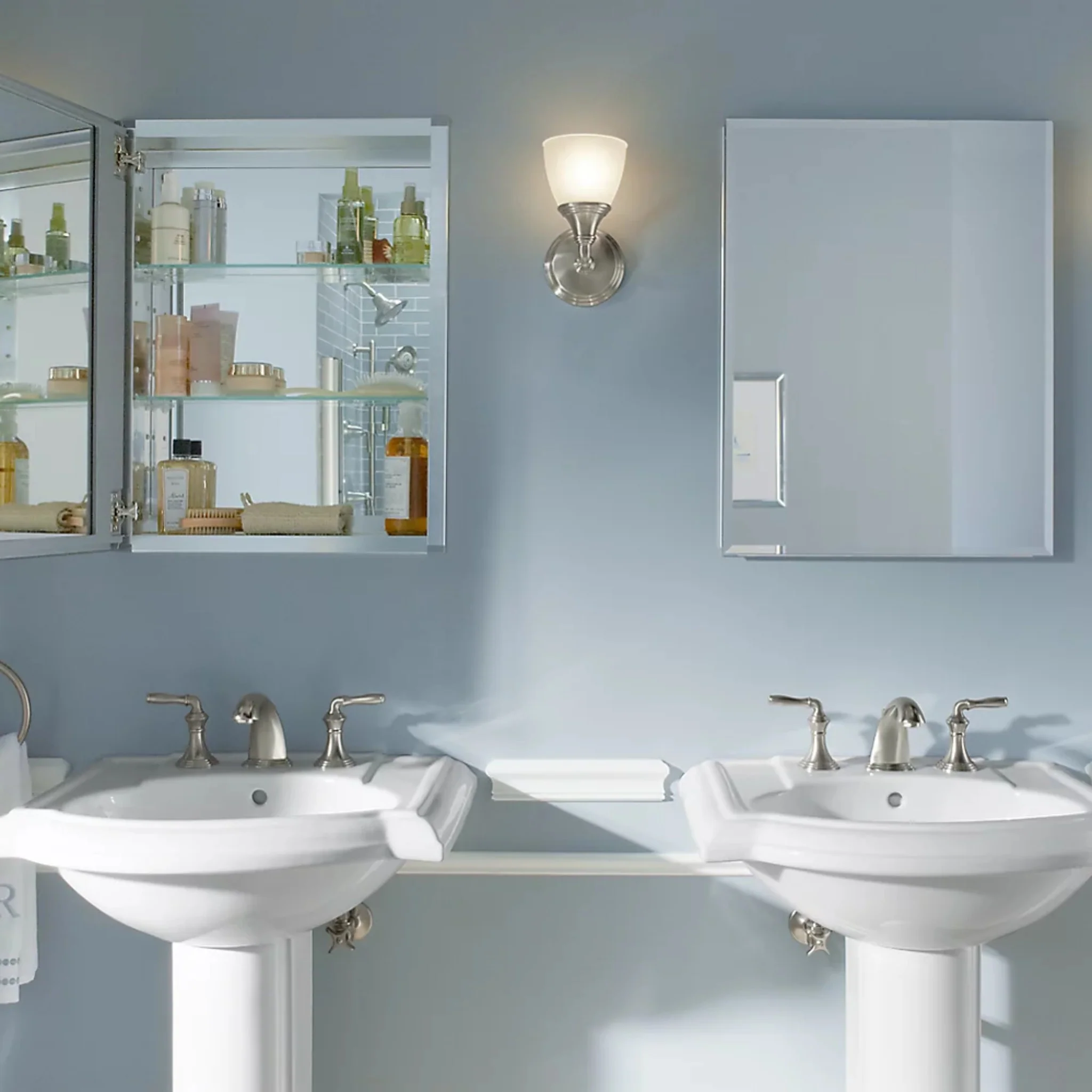 20 X 26 INCHES ALUMINUM SINGLE-DOOR MEDICINE CABINET WITH BEVELED EDGES - Image 3