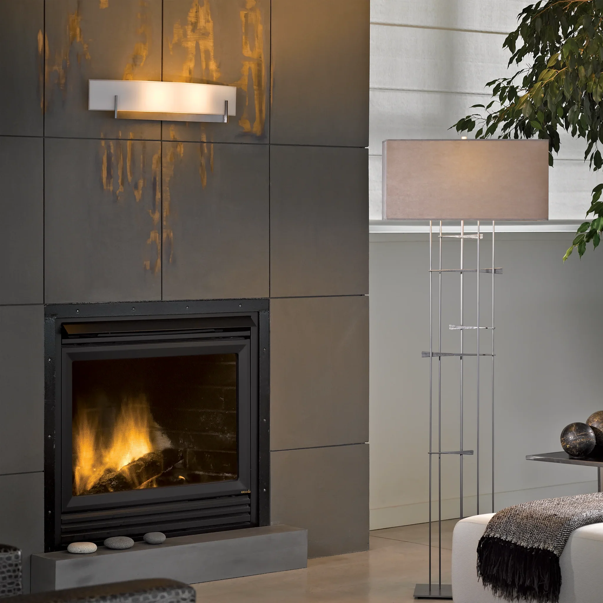 AXIS LARGE SCONCE - Image 2