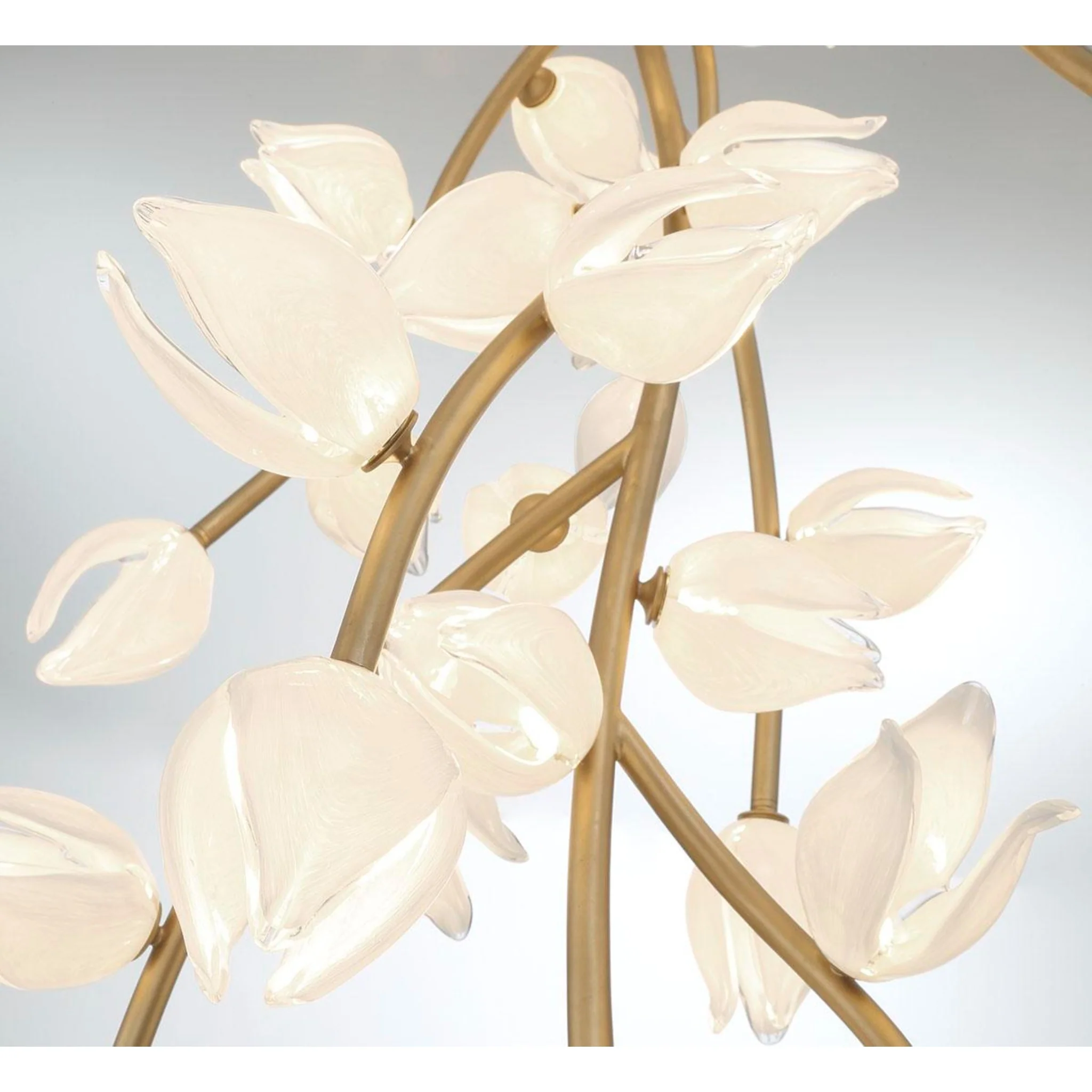 BELLUNO LED GRAND CHANDELIER (MULTIPLE SIZES) - Image 5