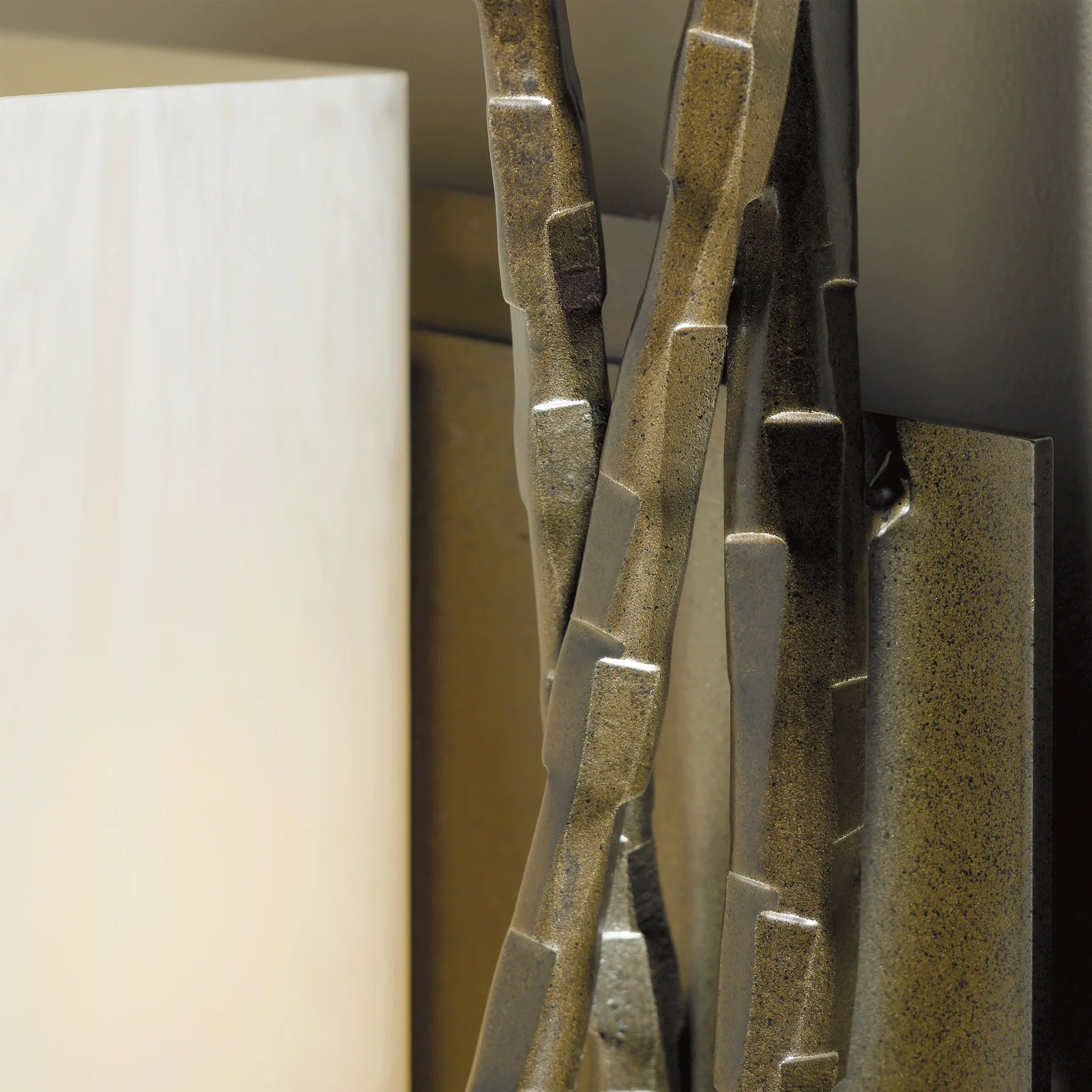 BRINDILLE RIGHT SCONCE - Image 4