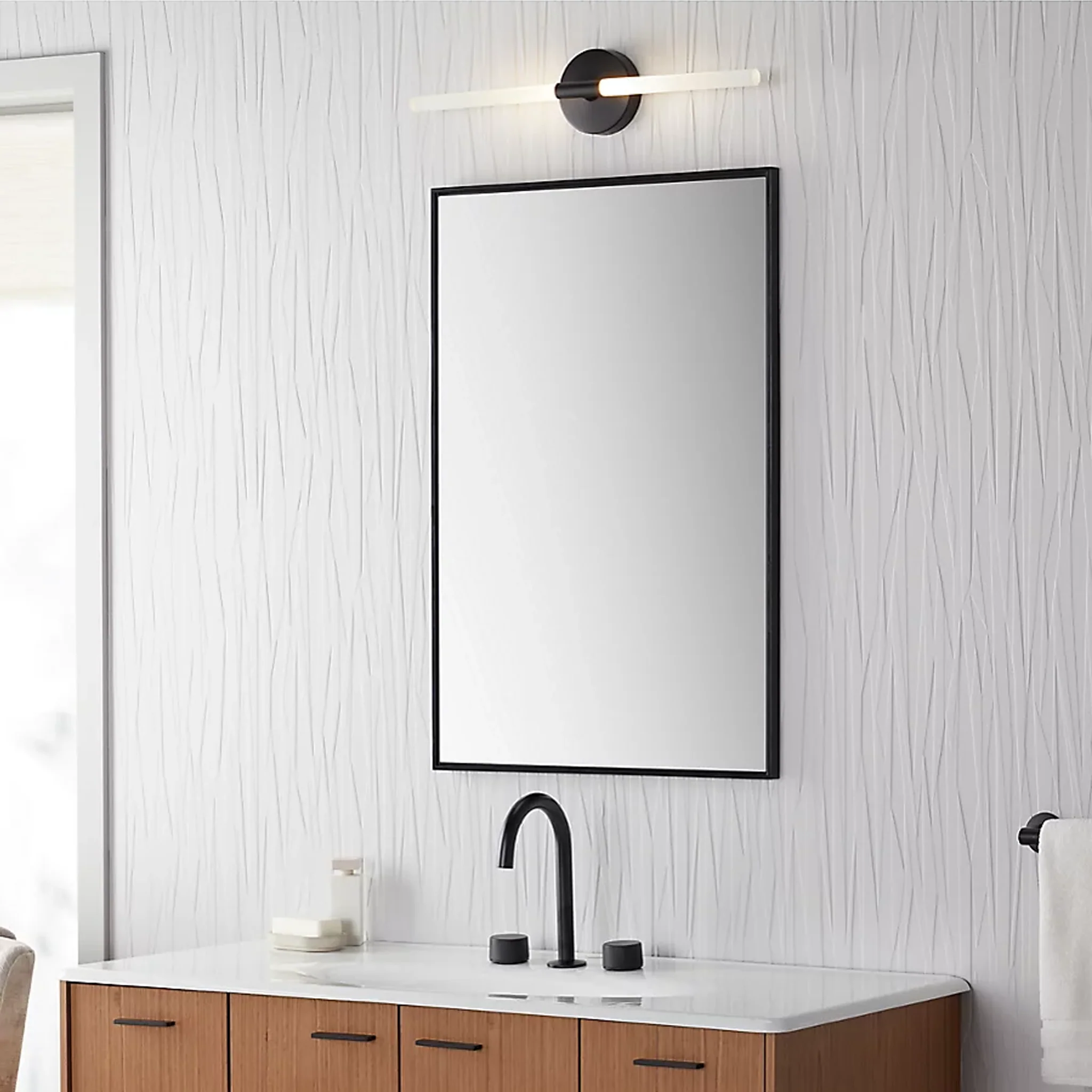 COMPONENTS 24-INCH LED SCONCE - Image 2