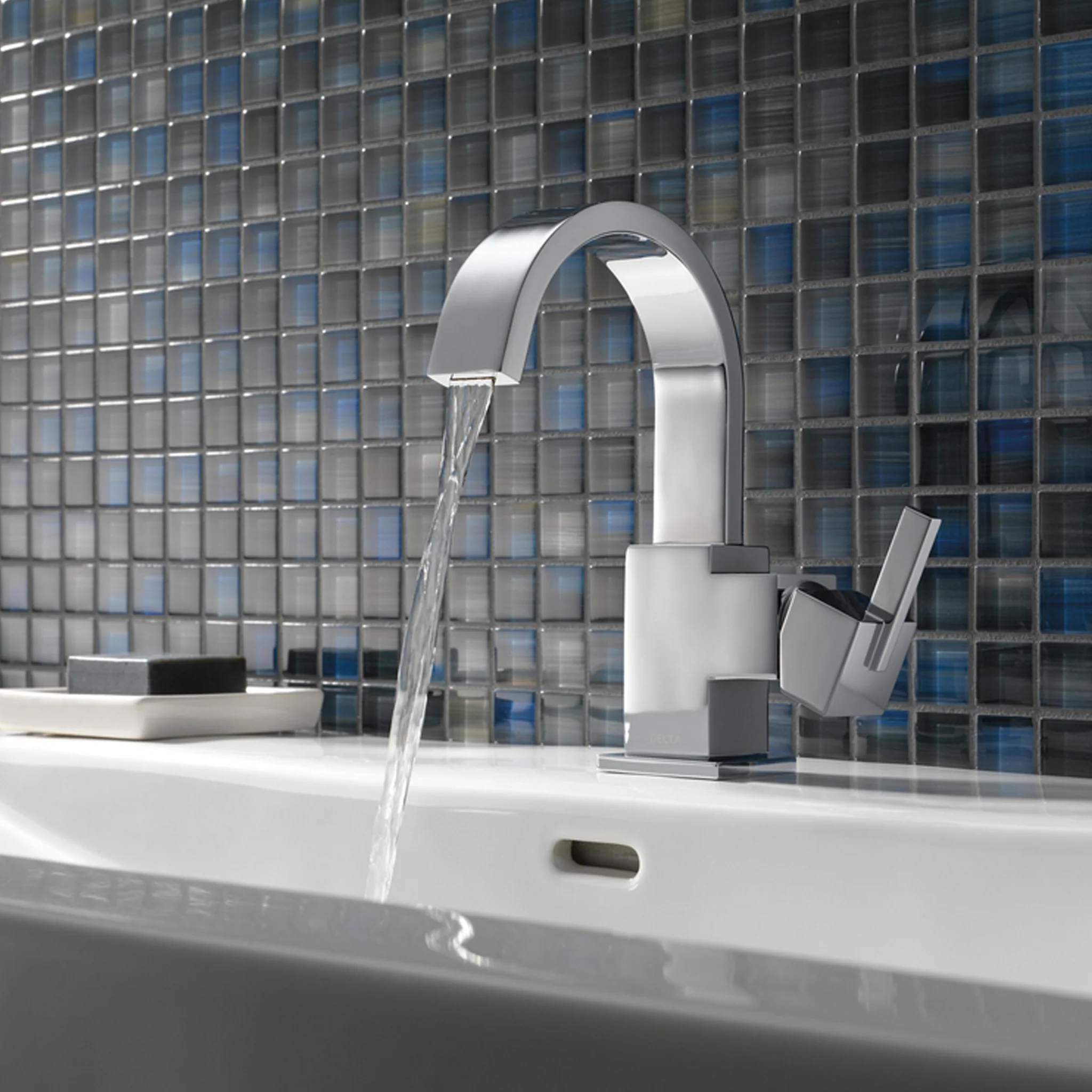 DELTA VERO SINGLE HANDLE LAVATORY FAUCET - Image 2