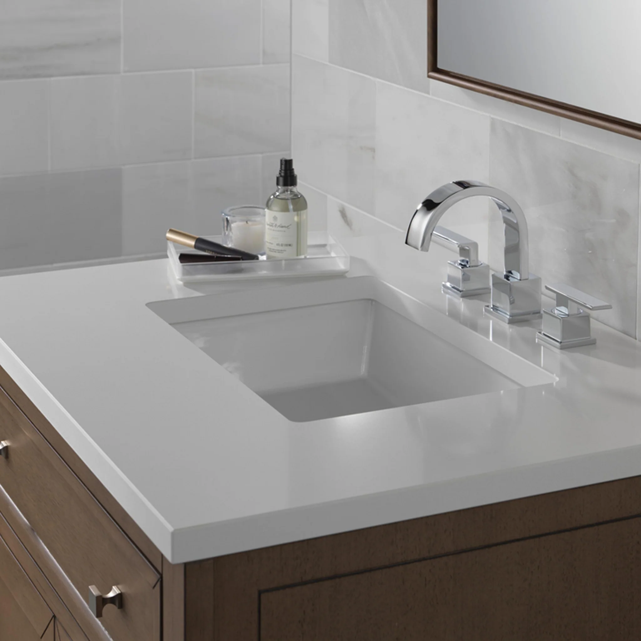 DELTA VERO TWO HANDLE WIDESPREAD LAVATORY FAUCET - Image 2