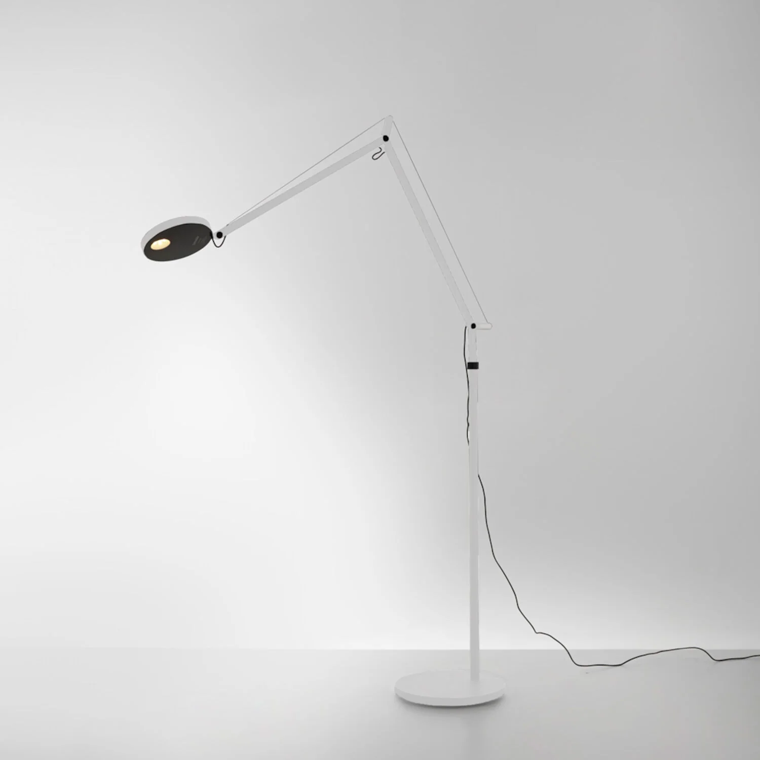 DEMETRA 3000K LED FLOOR LAMP, DEMF30K - Image 3