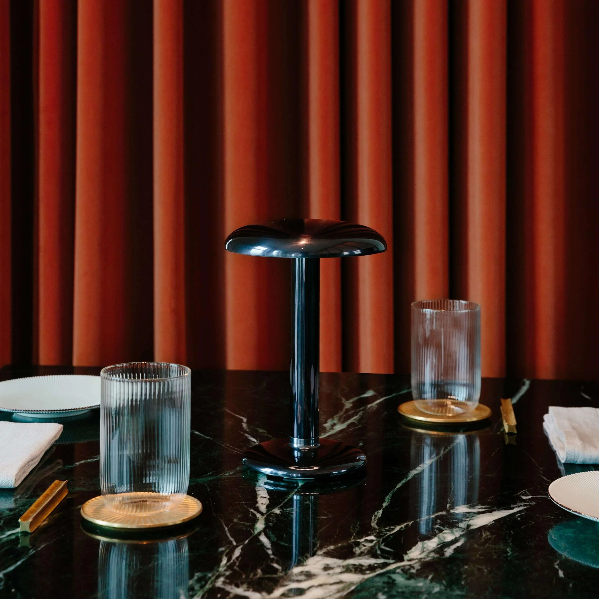 GUSTAVE RESIDENTIAL TABLE LAMP - Image 10
