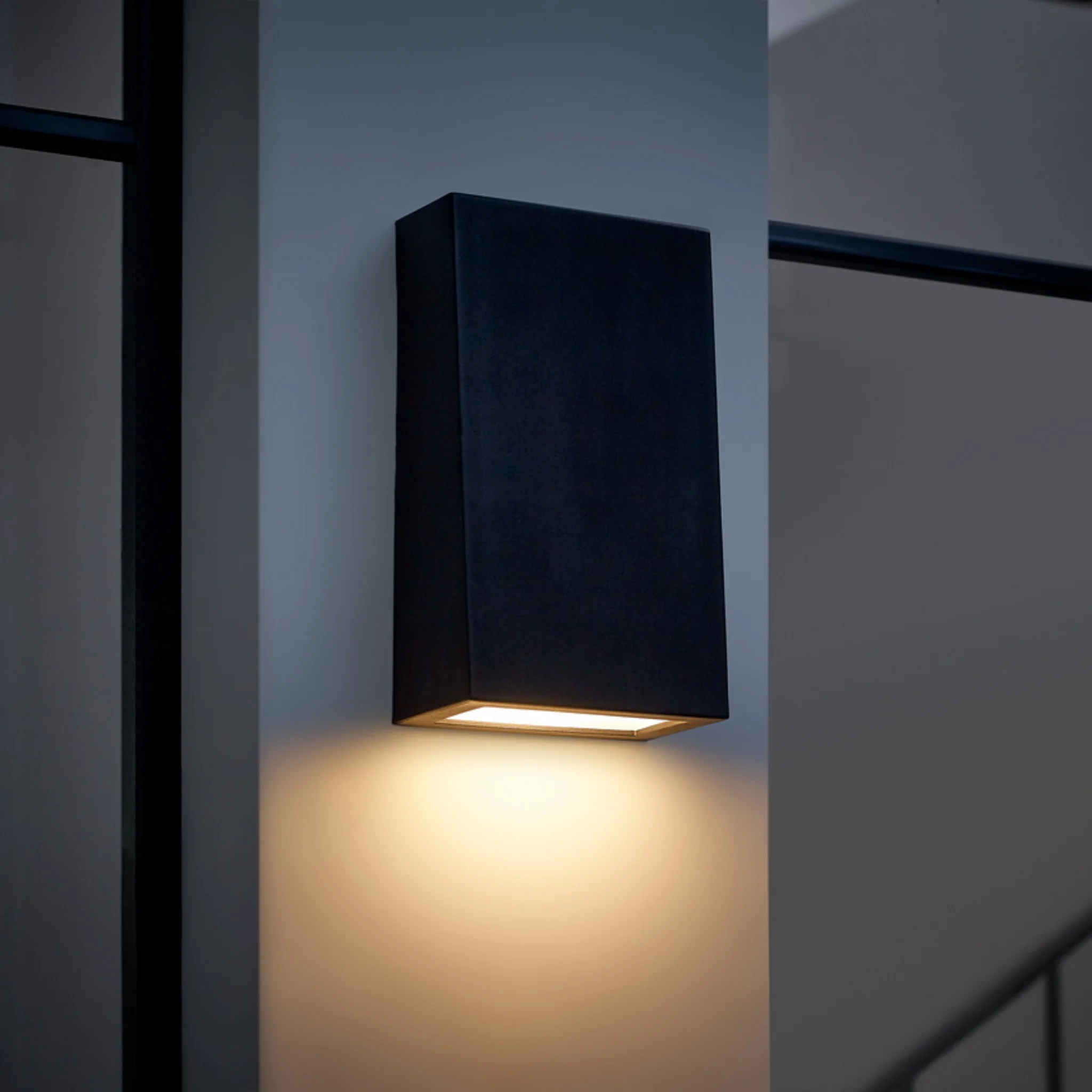 KAKUDO OUTDOOR LED WALL LANTERN (MULTIPLE SIZES) - Image 17