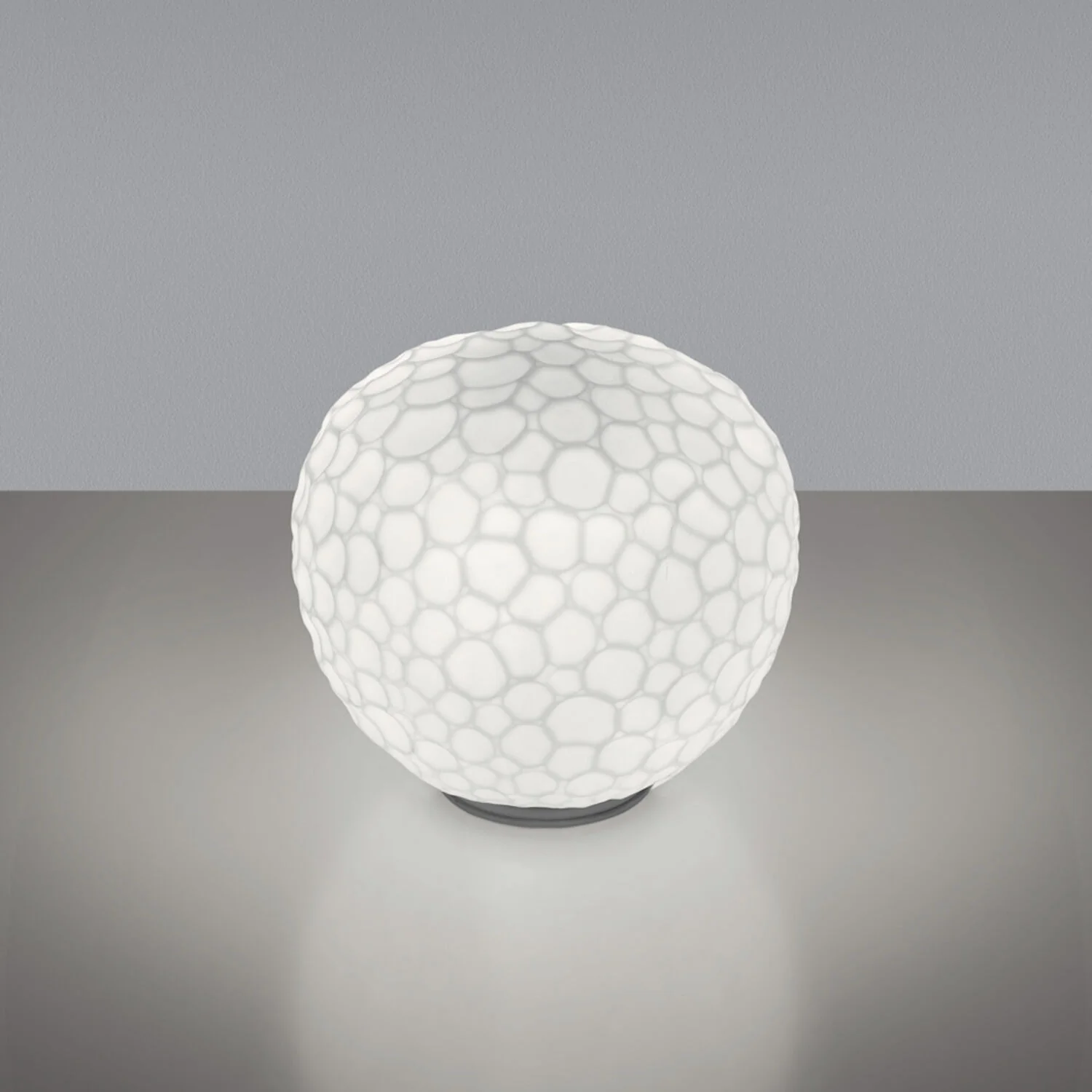 METEORITE 13.75-INCH LED TABLE LIGHT, 17000