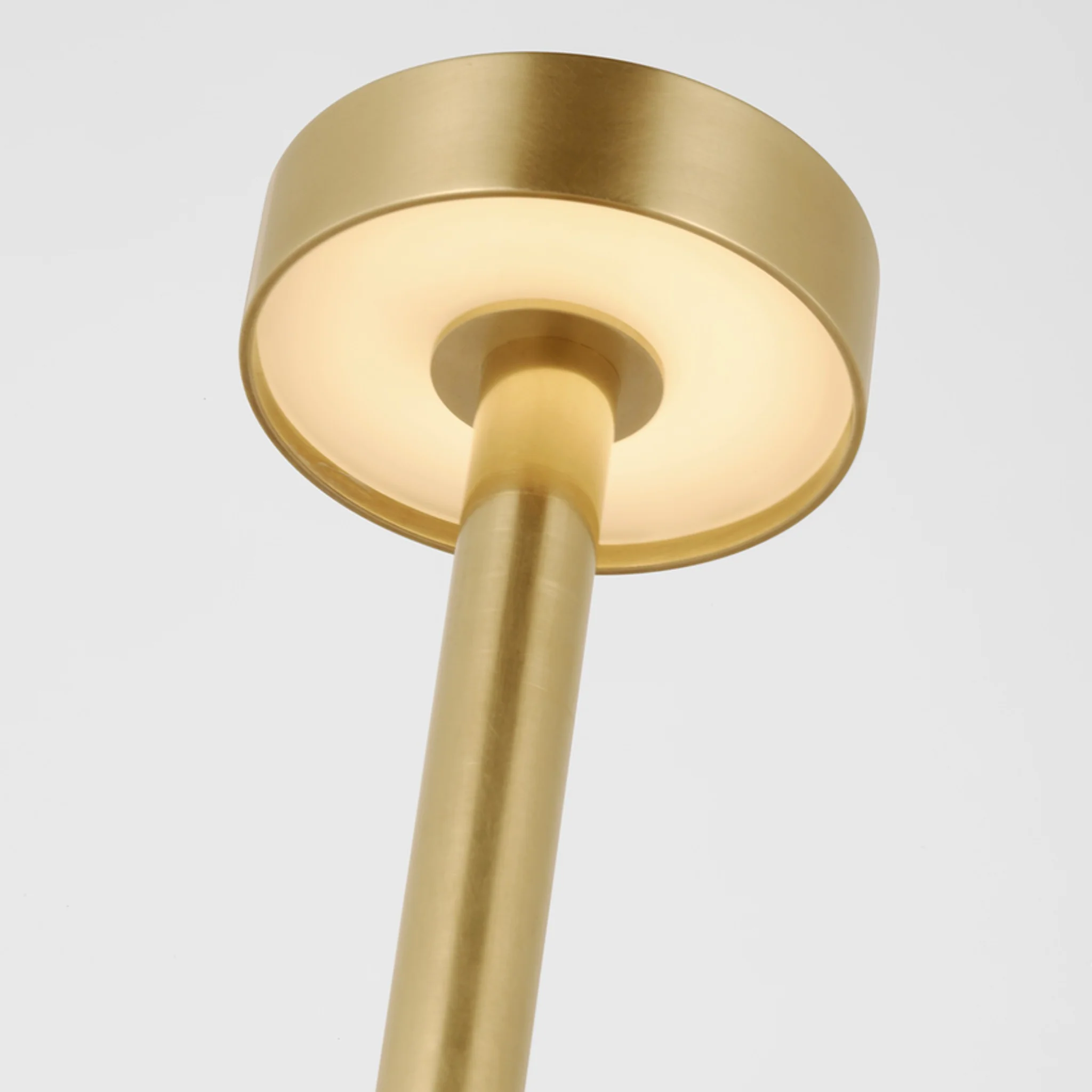 MONETA ACCENT RECHARGEABLE TABLE LAMP - Image 14