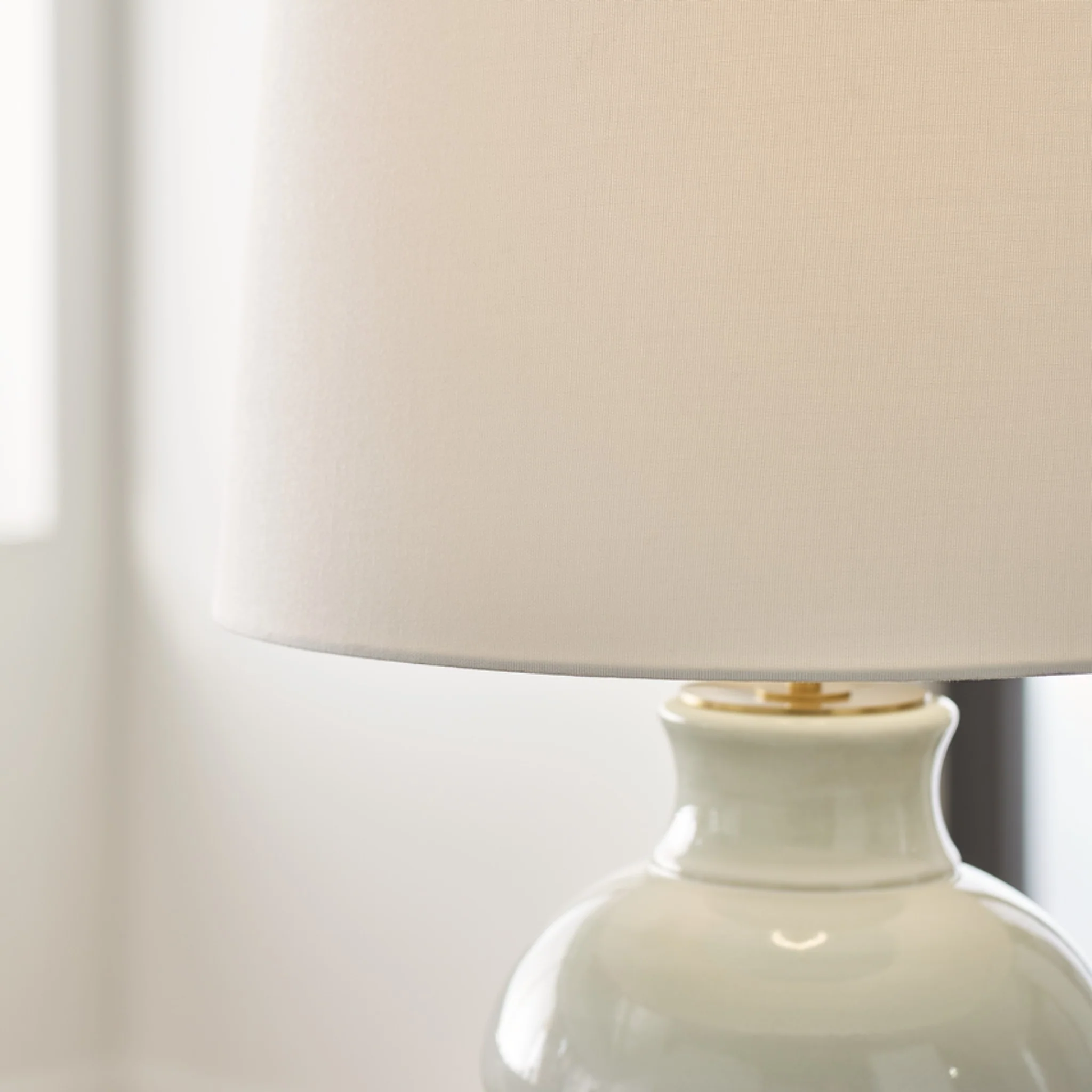 NOVA TABLE LAMP - Image 11