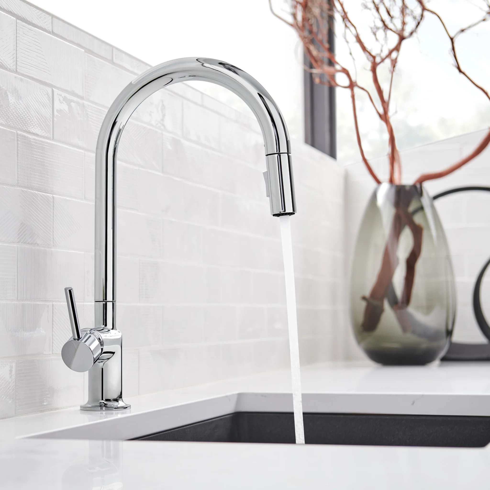 ODIN® PULL-DOWN FAUCET WITH ARC SPOUT - LESS HANDLE - Image 9