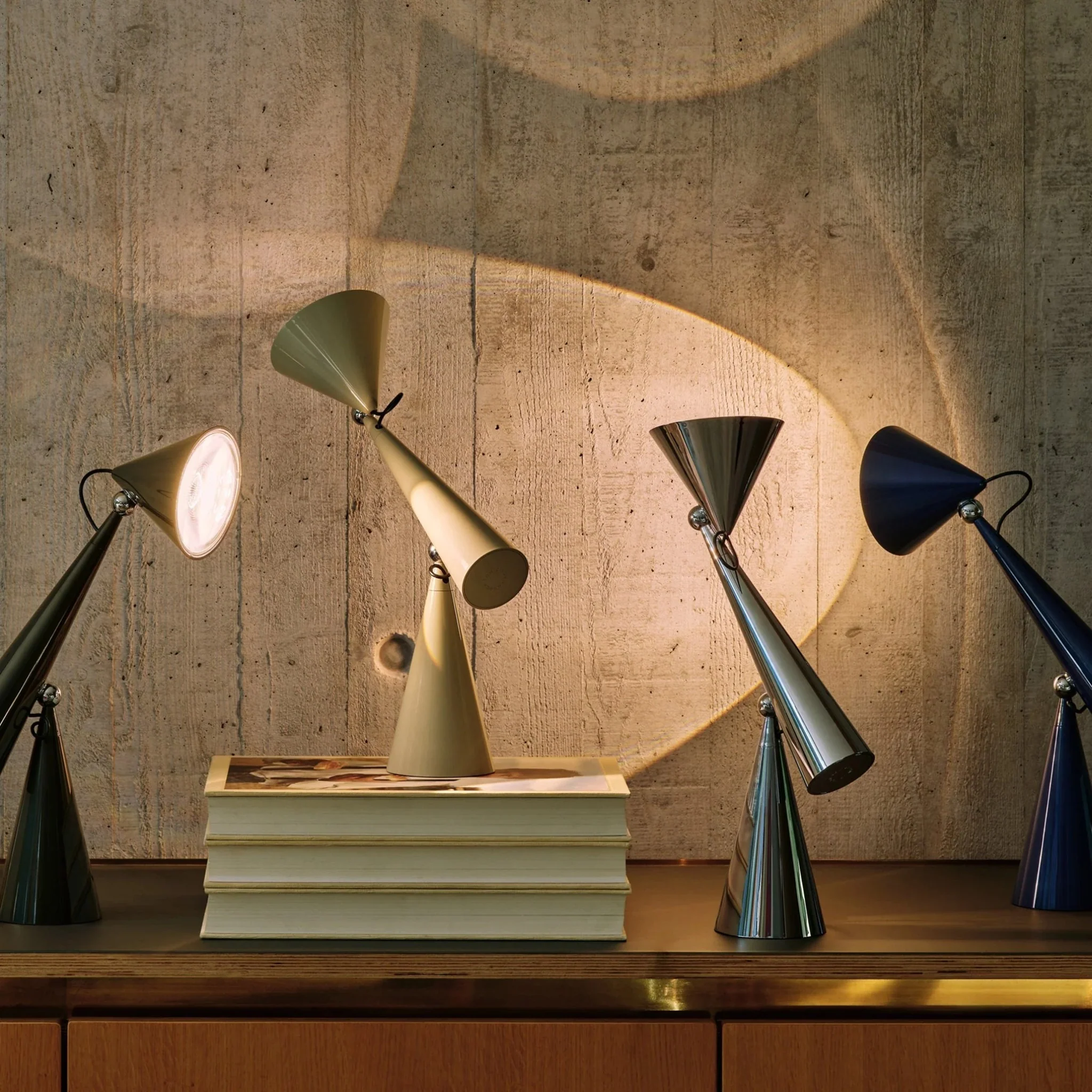 POSE TASK LIGHT - Image 2
