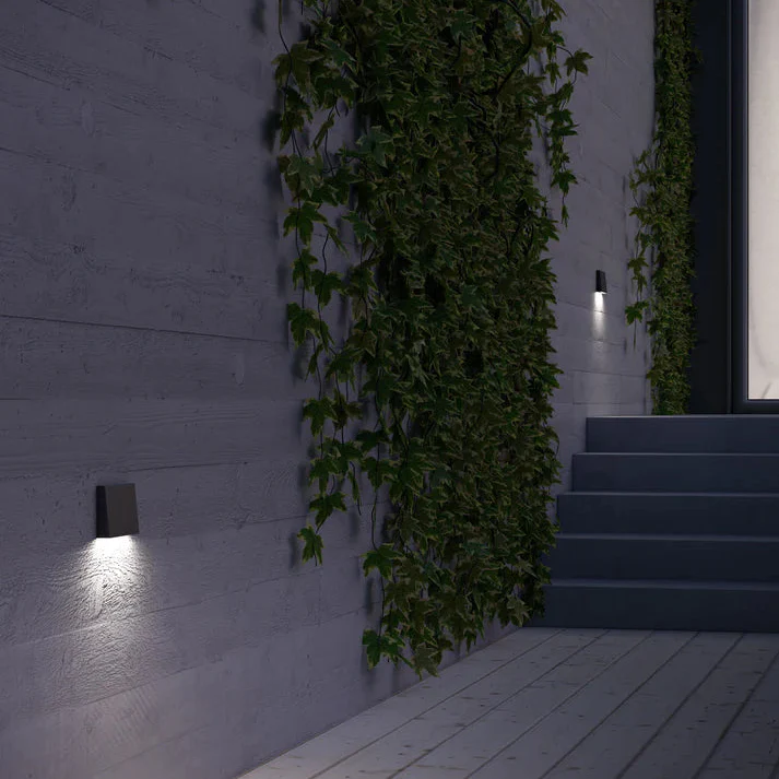 ROTO EXTERIOR WALL/STEP LIGHT - Image 3