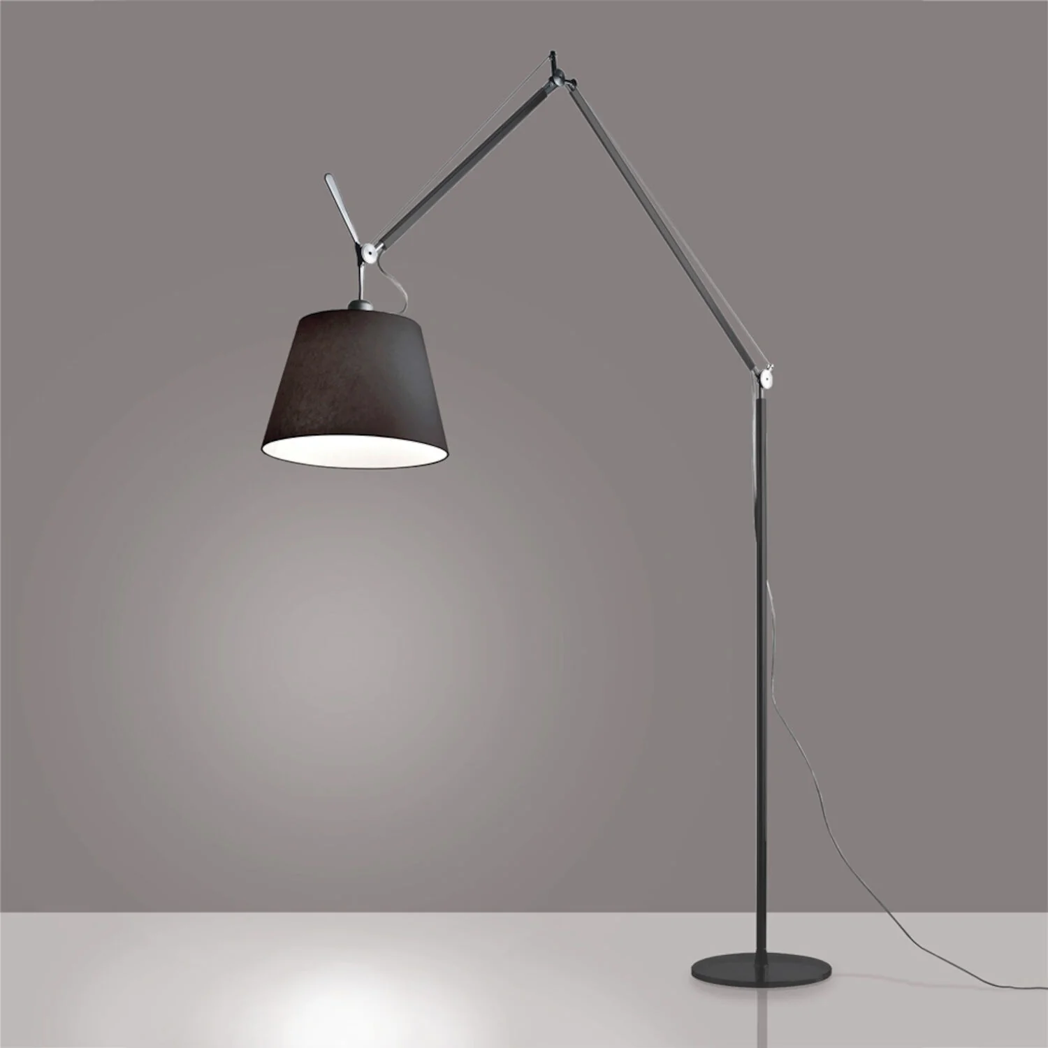 TOLOMEO MEGA FLOOR LAMP WITH 17-INCH DIFFUSER - Image 3