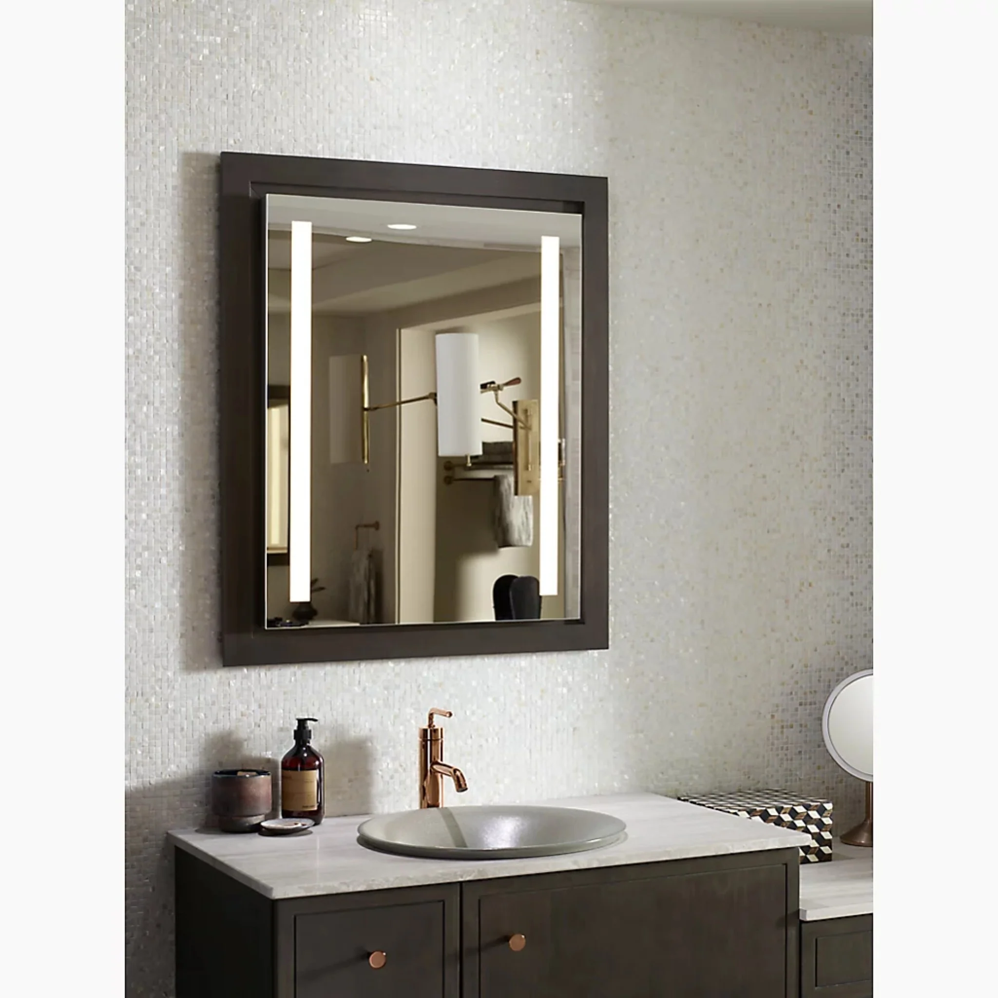 VERDERA 24 X 30 INCHES LIGHTED MEDICINE CABINET - Image 2
